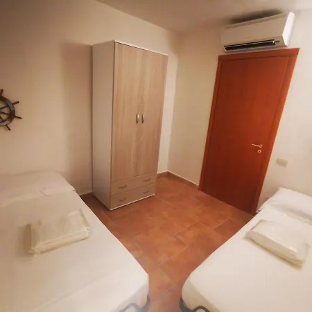 Apt Rocce Sarde 11_trilocale Con Piscina E Panorama Spettacolare Apartment *